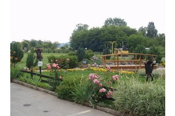 Croatia Penzión Perušić, Exterior