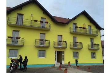 Kroatija Penzión Perušić, Eksterjeras