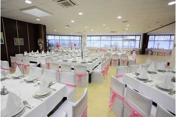 Horvaatia Hotel Ivanić-Grad, Eksterjöör