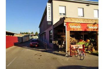 Хърватска Hotel Vinkovci, Екстериор