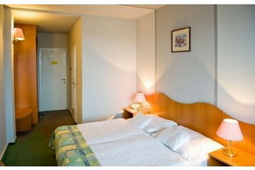 Hungrie Hotel Sopron, Extérieur