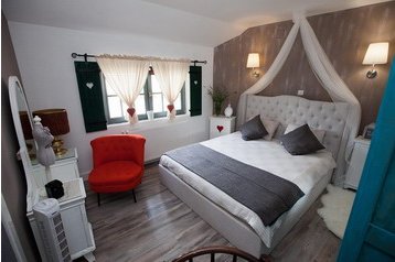 Kroatija Byt Ogulin, Eksterjeras
