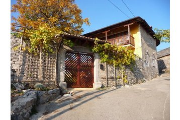 Коттедж Dutovlje 2