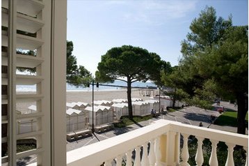 Fizetővendéglátó-hely Grado 3