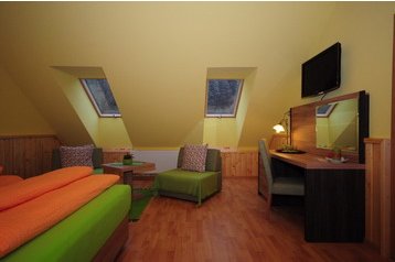 Словакия Penzión Ružomberok, Екстериор