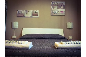 Italia Privát Pisa, Interiør