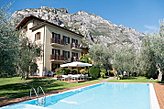 Fizetővendéglátó-hely Limone sul Garda Olaszország