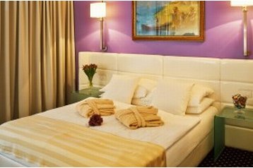 Хърватска Hotel Загреб / Zagreb, Екстериор