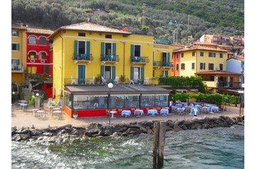 Италия Hotel Brenzone, Экстерьер