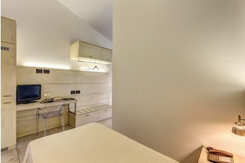 Италия Hotel Rho, Экстерьер