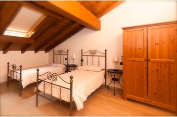 Italia Privát Domaso, Eksteriør