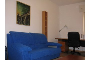 Italia Byt Udine, Exteriorul