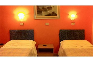 Italija Hotel Bari, Eksterjeras