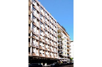 Италия Hotel Bari, Экстерьер