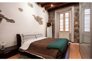 Италия Byt Como, Экстерьер