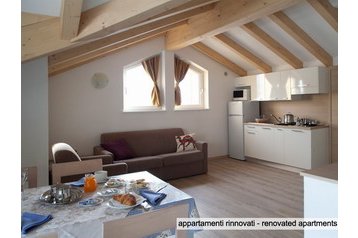 Italien Byt Cavalese, Exterieur