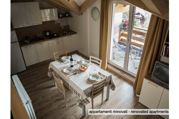 Italien Byt Cavalese, Exterieur