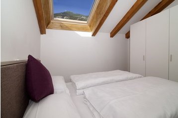 Italia Byt Tesero, Interno