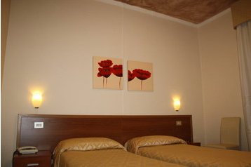 Itálie Hotel Prato, Exteriér