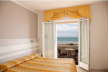 Италия Hotel Cavallino-Treporti, Экстерьер