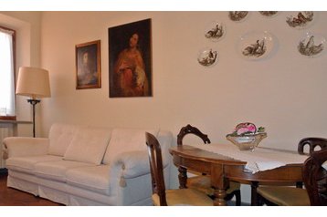 Italia Byt Siena, Eksteriør