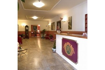 Италия Hotel Valmontone, Экстерьер