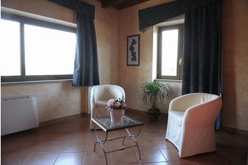 Италия Hotel Valmontone, Экстерьер