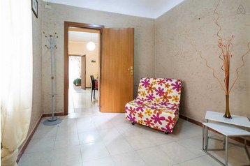 Italien Byt Palermo, Exterieur