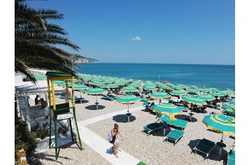 Italië Hotel Mattinata, Exterieur