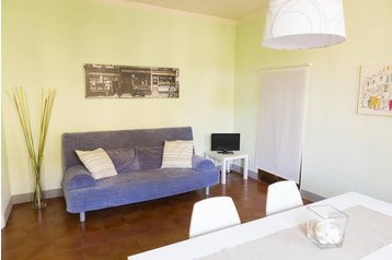 Италия Byt Lucca, Екстериор