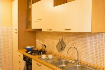 Италия Byt Lucca, Екстериор