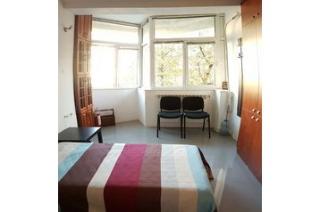 Makedoonia Byt Skopje, Eksterjöör