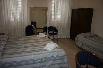 Отель Триест / Trieste 1