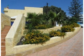 Itaalia Privát Marsala, Eksterjöör