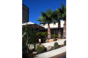 Itaalia Privát Marsala, Eksterjöör