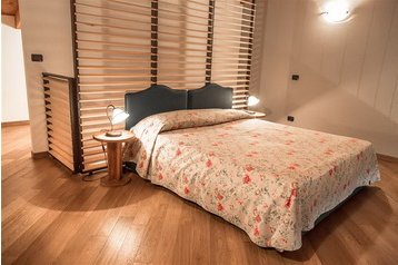 Italy Byt Sirmione, Exterior