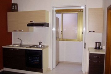 Italia Byt Catania, Exteriorul