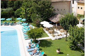 Italija Hotel Garda, Eksterjeras