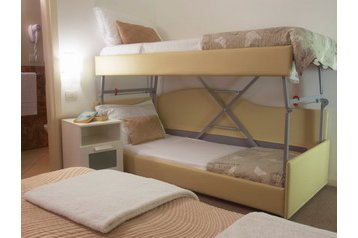 Италия Hotel Garda, Екстериор