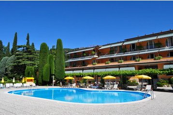 Италия Hotel Garda, Экстерьер