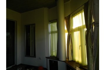 Letonia Chata Ozolnieki, Exteriorul
