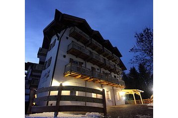 Italien Penzión Cavalese, Exterieur