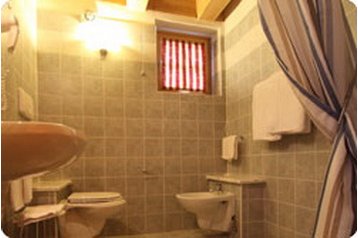 Italija Penzión Cavalese, Eksterier