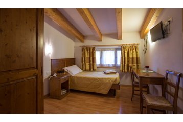 Италия Hotel Cavalese, Екстериор