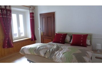 Italia Byt Alleghe, Eksteriør