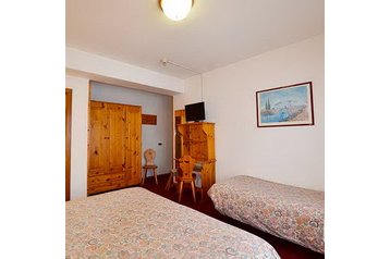 Italija Hotel Alleghe, Eksterjeras