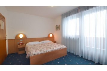 Готель Alleghe 1