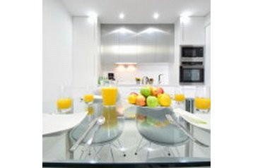 Pologne Byt Poznań, Extérieur