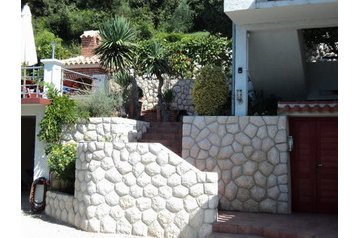 Chorvátsko Privát Kampor, Exteriér