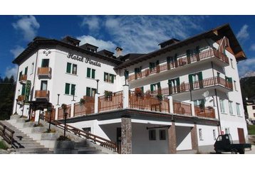 Италия Hotel Falcade, Екстериор
